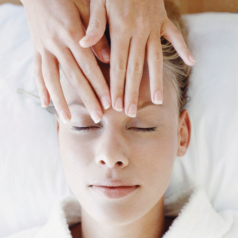 Read more about the article Purifying Facial Treatment