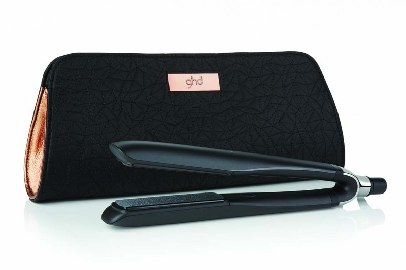 Read more about the article GHD black platinum styler gift set