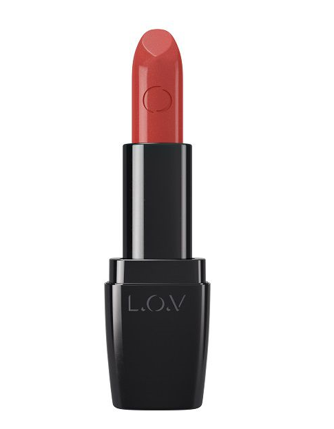 Read more about the article L.O.V Lipaffair Color and Care Lipstick